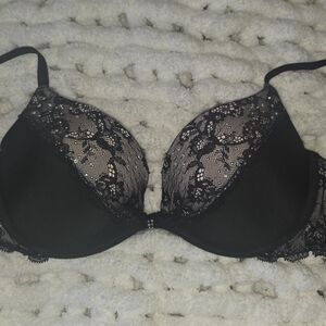 Victoria's Secret Black Lace Bra 36B